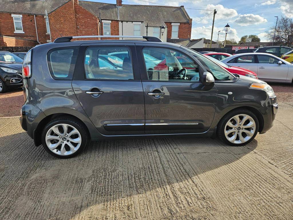 Volkswagen Up by Beats Up By Beats [Petrol / Manual]